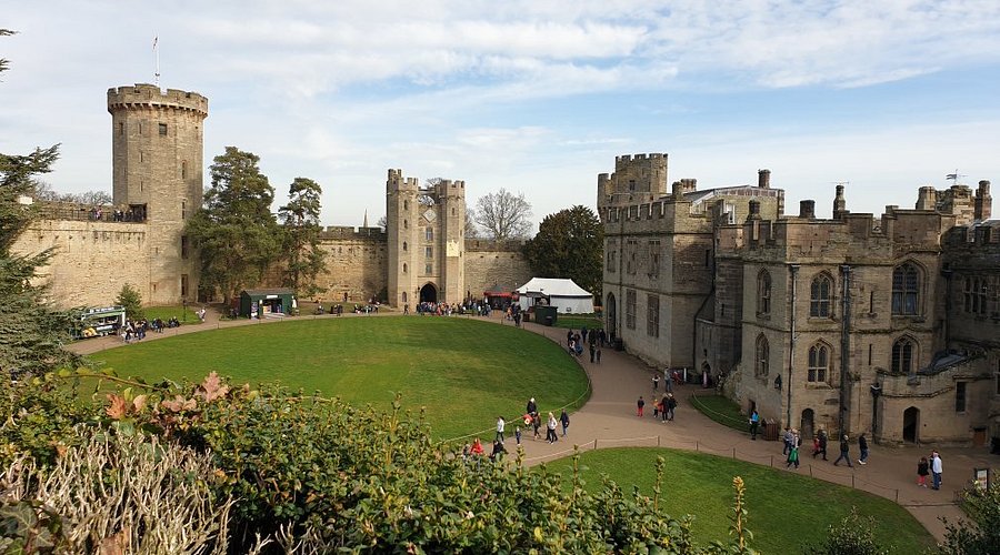 Y1 Warwick Castle Trip